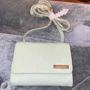 NWT HANK & HENRY MINT CROSSBODY